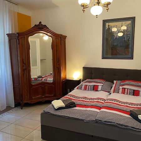 Buda Castle Apartment Boedapest Buitenkant foto