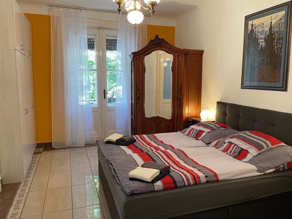 Buda Castle Apartment Boedapest Buitenkant foto