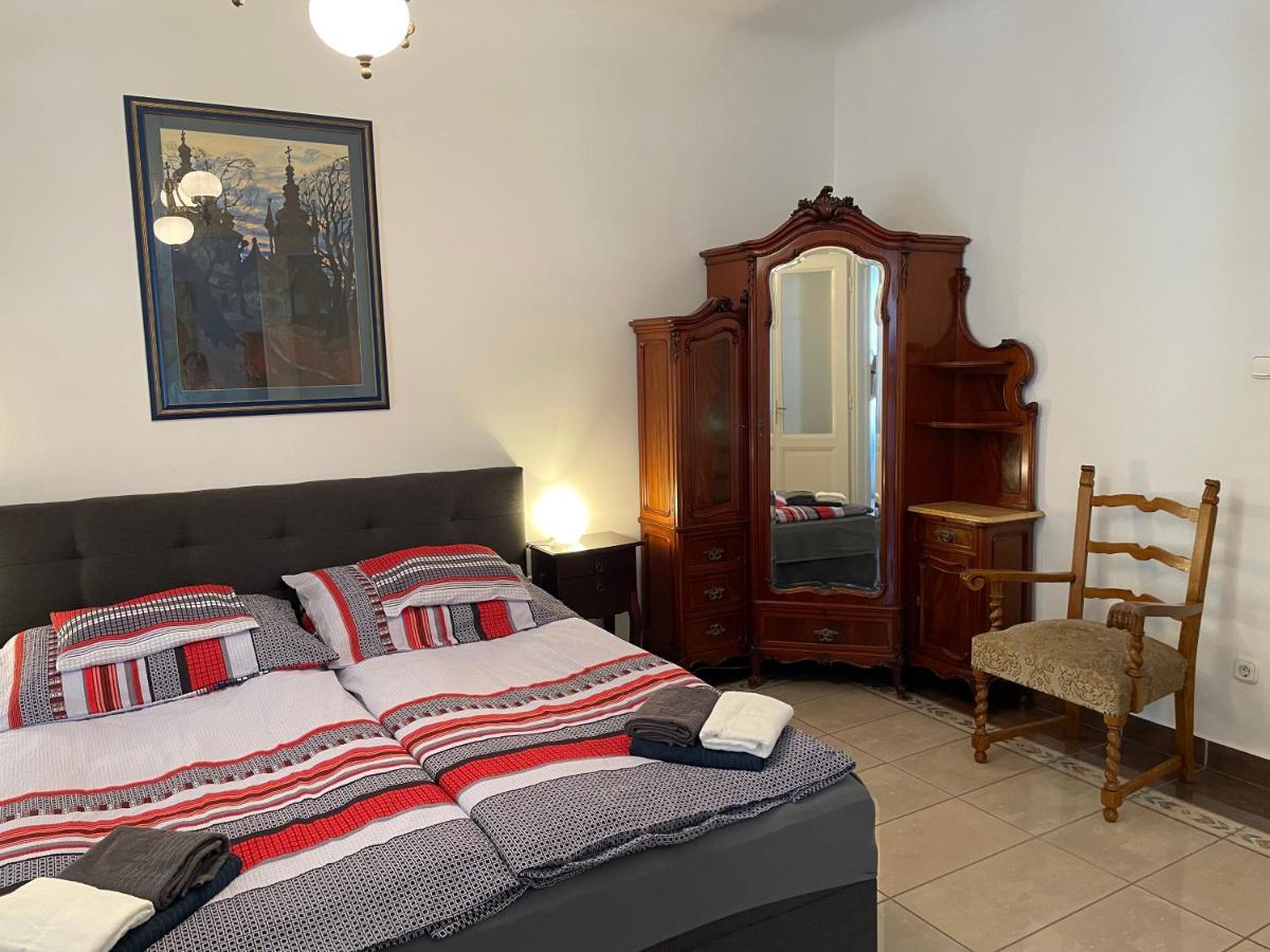 Buda Castle Apartment Boedapest Buitenkant foto
