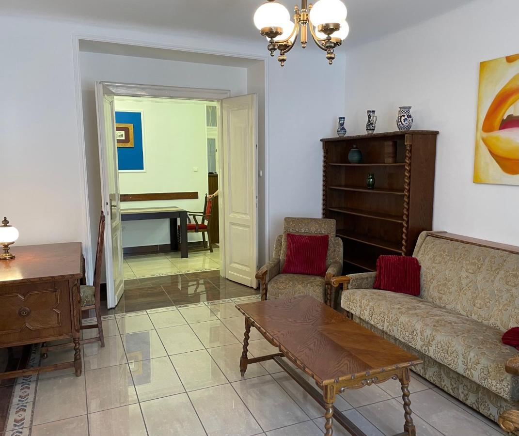 Buda Castle Apartment Boedapest Buitenkant foto